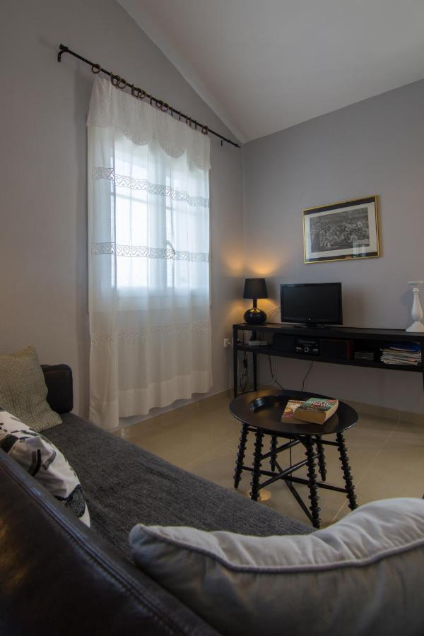 גאיוס Villa Elaia Suites & Apartments No.1 מראה חיצוני תמונה